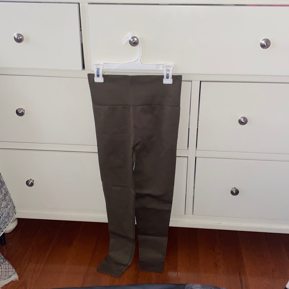Solid high wasted sports leggings- wide band